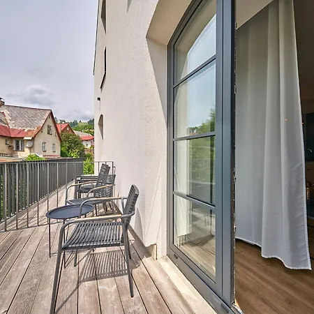 Lägenhet Luxury With Large Terrace & Netflix By Interhome