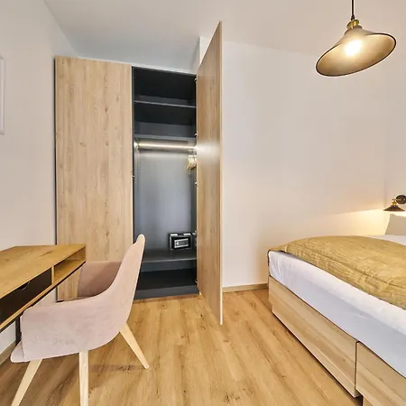 Lägenhet Luxury With Large Terrace & Netflix By Interhome *